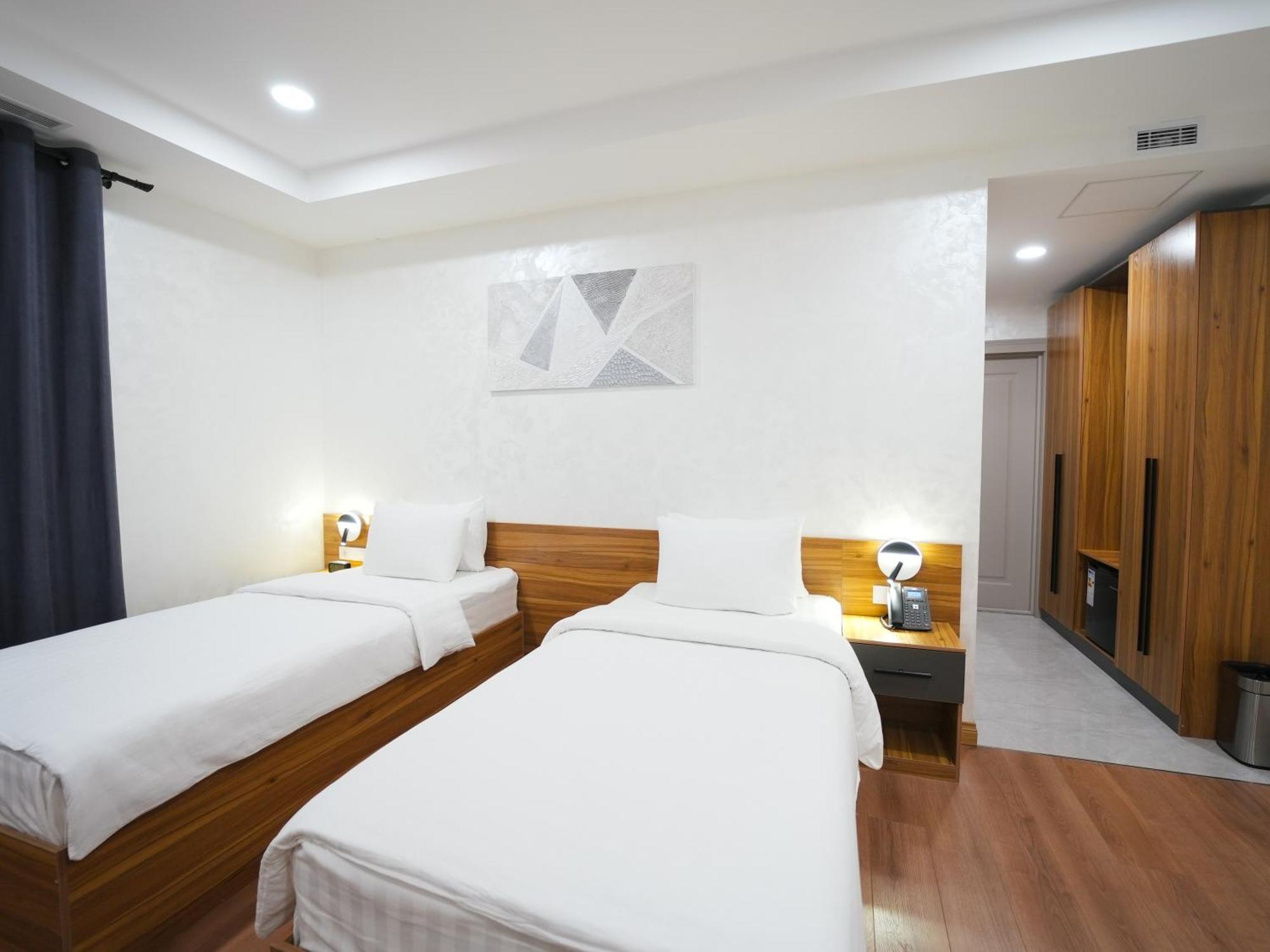 Avant Express Hotel Pool&Spa 塔什干 外观 照片