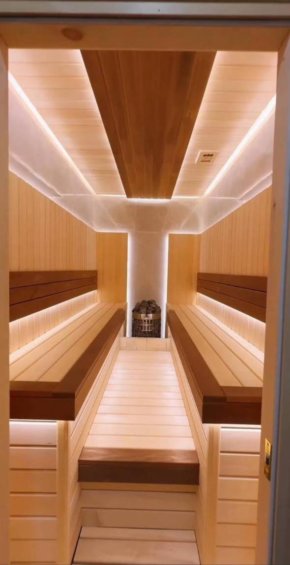 Avant Express Hotel Pool&Spa 塔什干 外观 照片